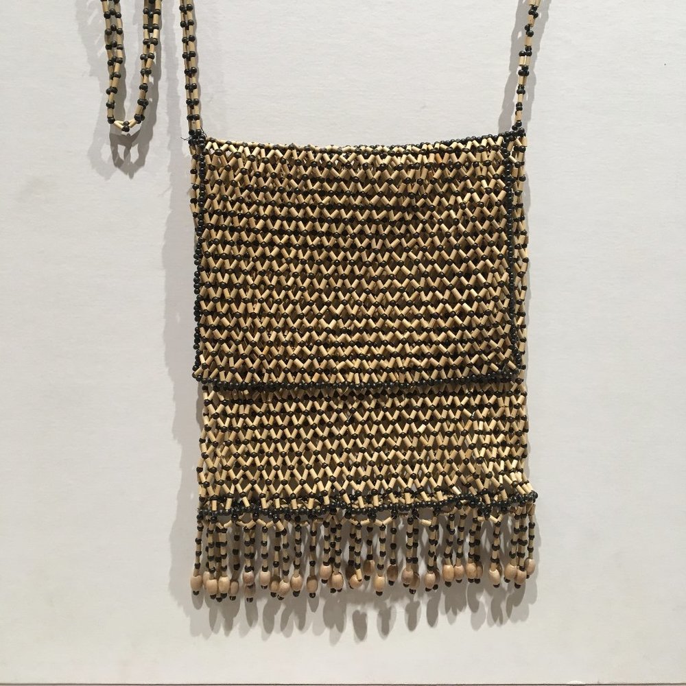 WOOD BEADED CROSS BODY PURSE - Picture 7 of 7